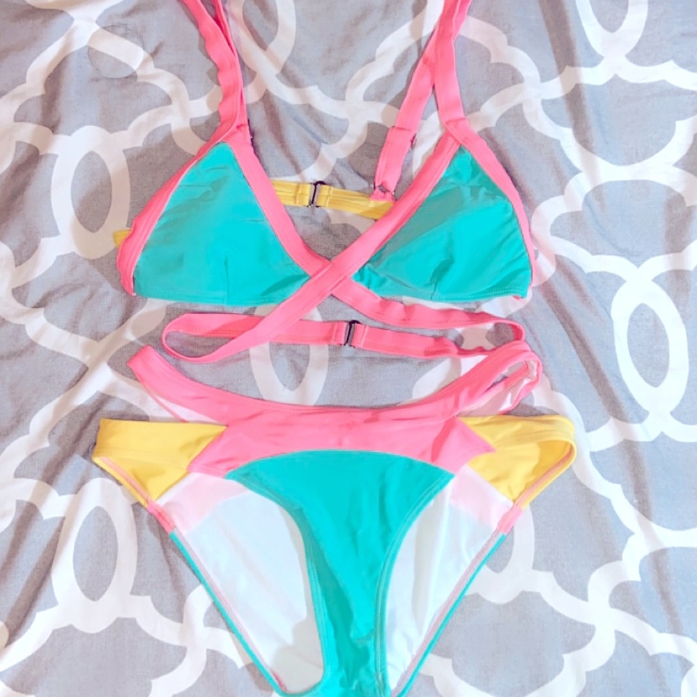 Swimming suit